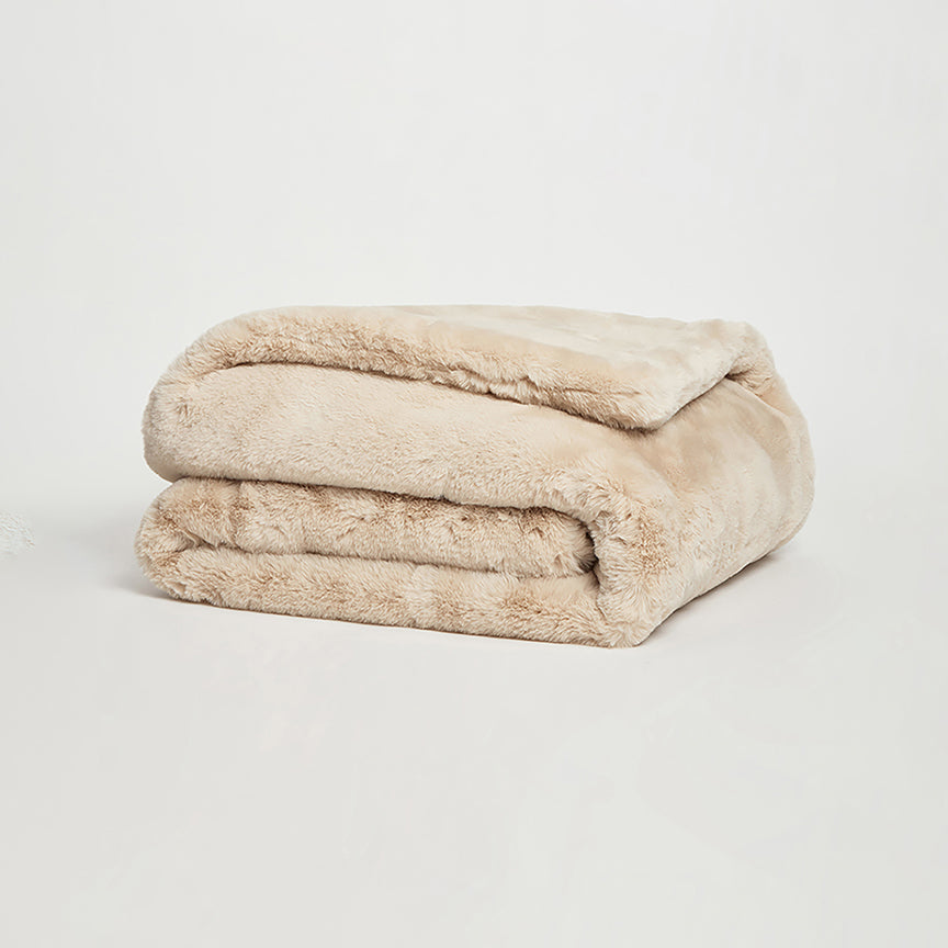 JUMBO SHILOH THROW BLANKET | VEGAN FAUX FUR