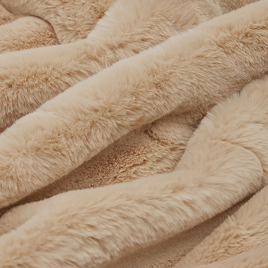 JUMBO SHILOH THROW BLANKET | VEGAN FAUX FUR