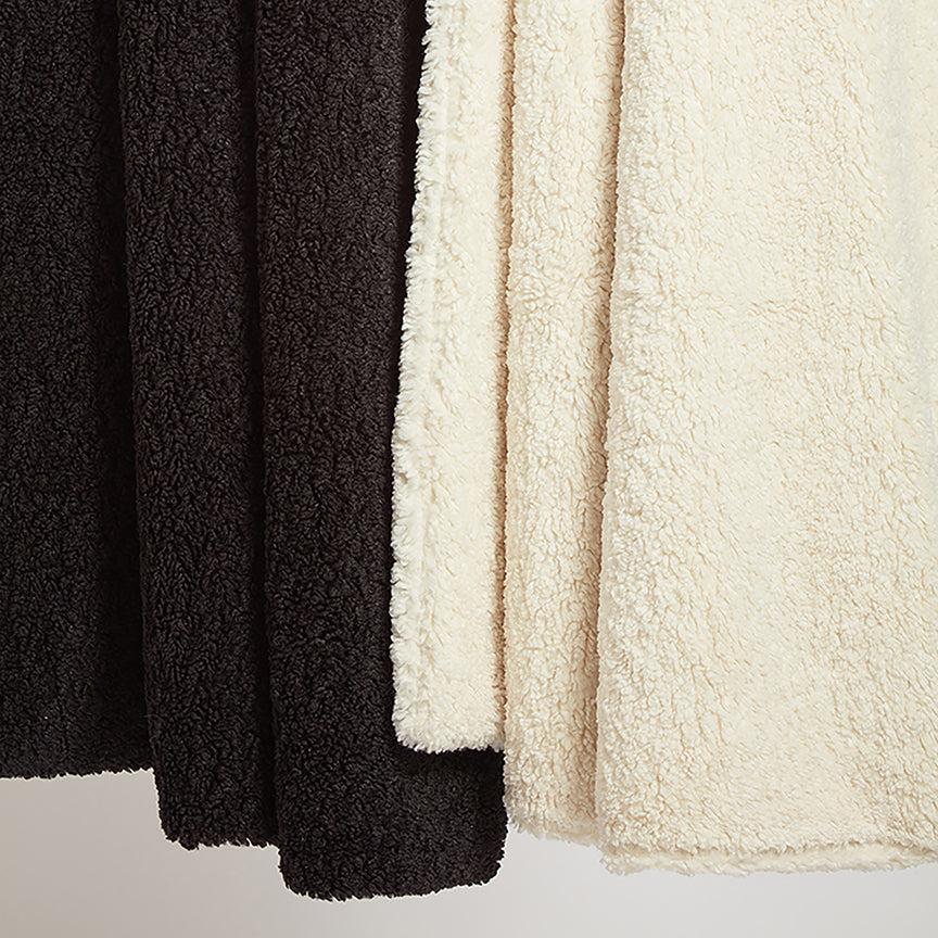 JUMBO KATILA THROW BLANKET | LUXE TEDDY VEGAN SHEARLING