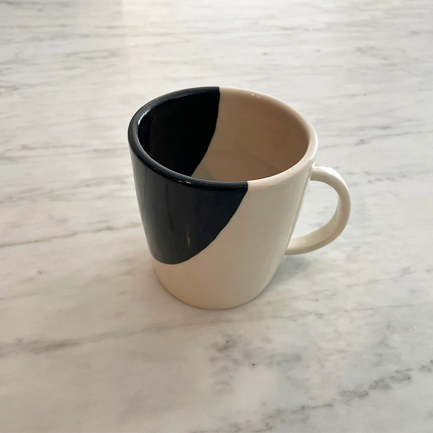 LUNAR MUG