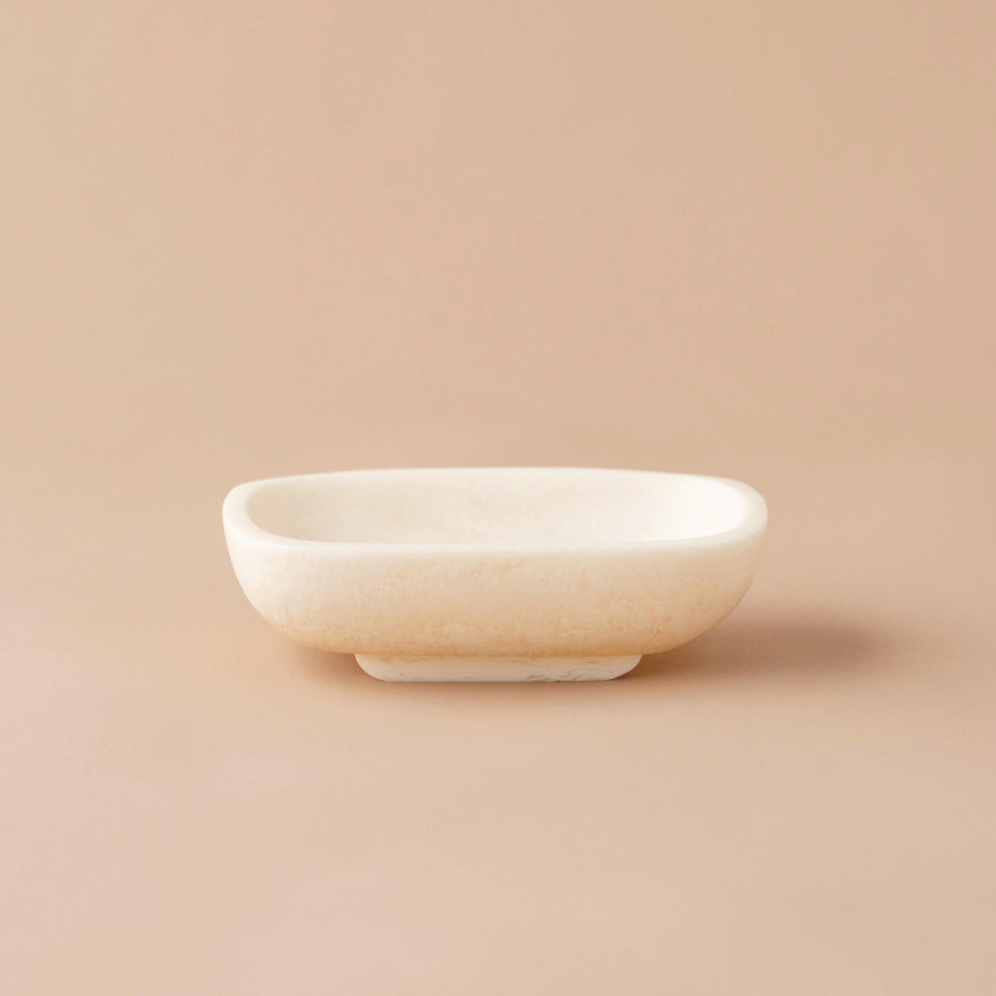 FLOW RESIN SOAP DISH