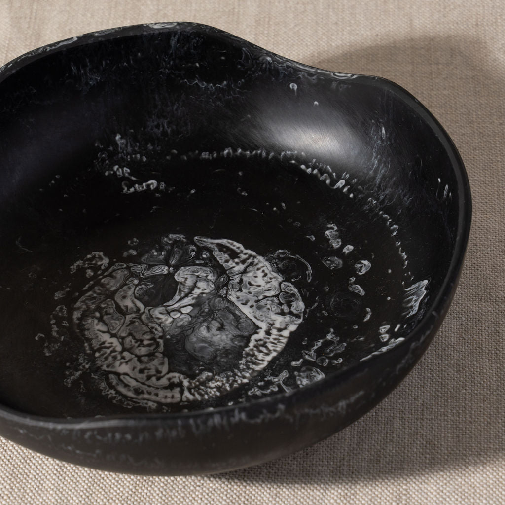 FLOW RESIN SMALL SALAD BOWL